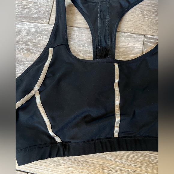 Champion Sports Bra - Picture 2 of 3